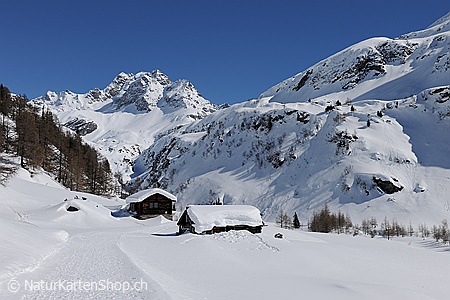 A5-Fotokarte/Klappkarte mit hochwertigem Papierabzug, Einlageblatt und Umschlag. Fototitel: Neujahrskarte Alphütten in Berglandschaft (Klappkarte, Kunstkarte)