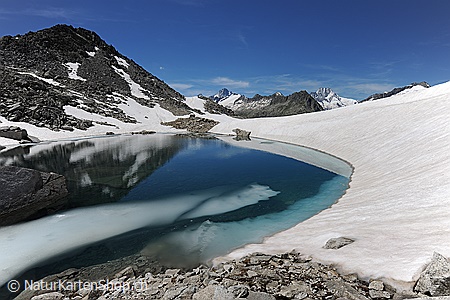 A5-Fotokarte/Klappkarte mit hochwertigem Papierabzug, Einlageblatt und Umschlag. Fototitel: Bergsee (Klappkarte, Kunstkarte)